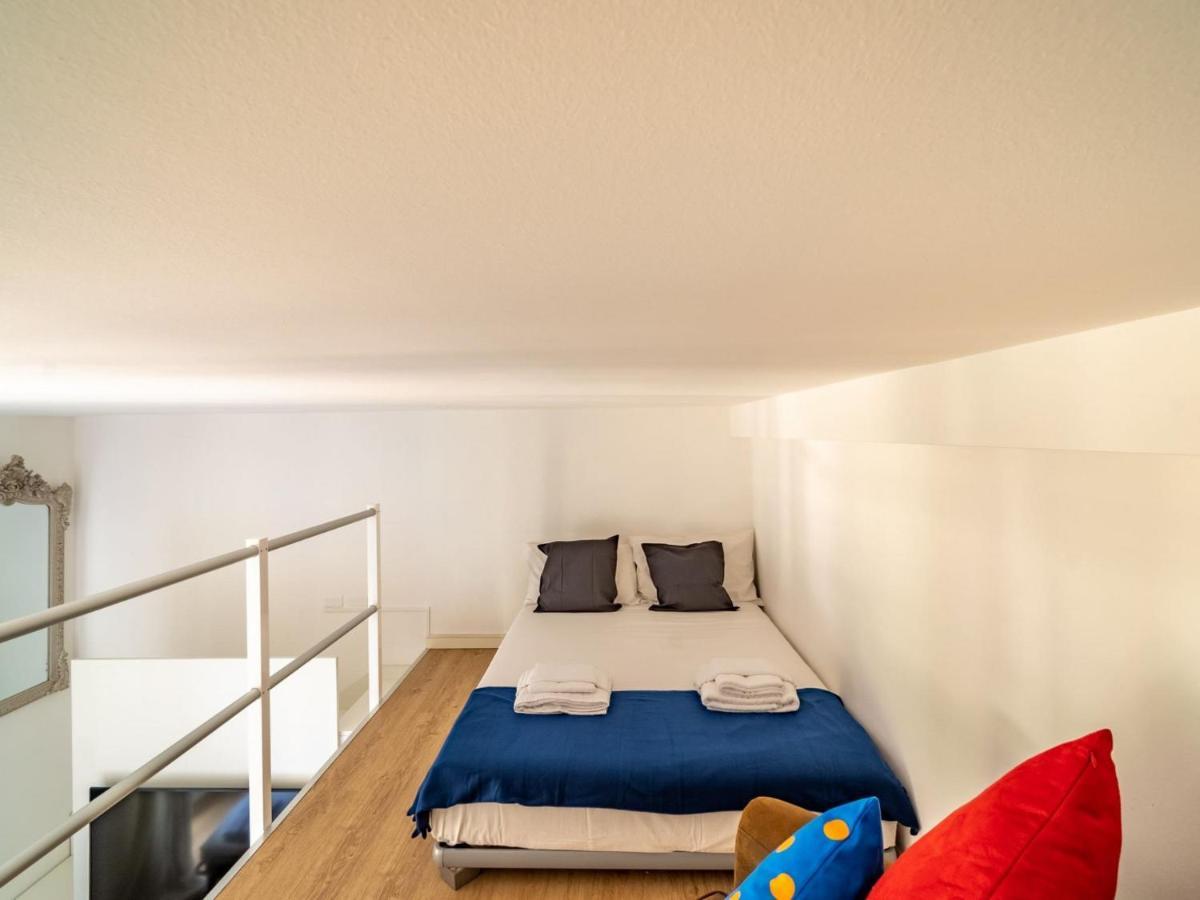 Apartment The Rent - Lovely Loft With Balcony Near Piazza Vetra Mailand